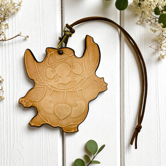 Pumpkin.Stitch Leather Freshie