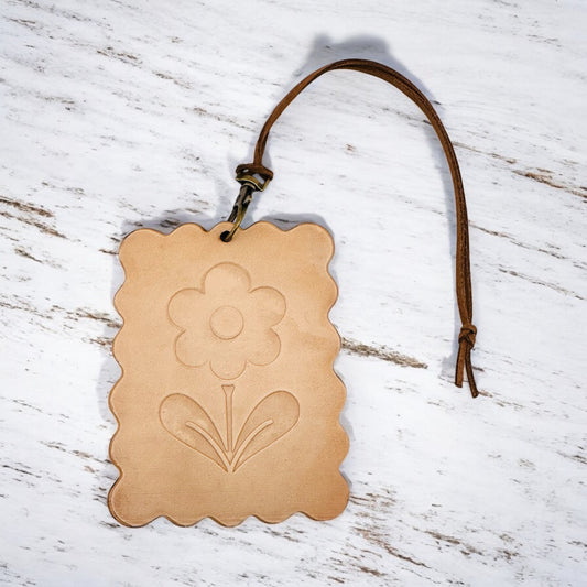 Wavy Flower Leather Freshie